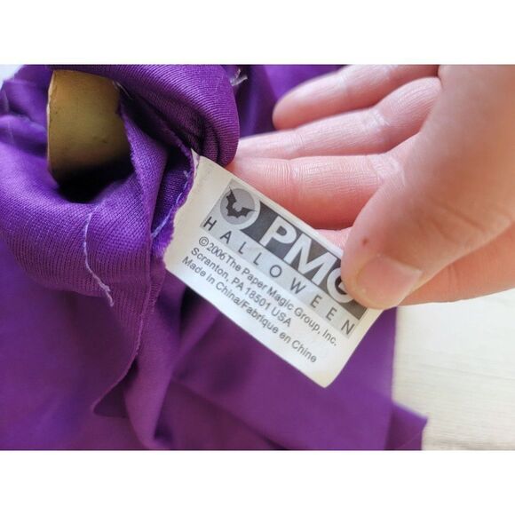 Vintage paper magic purple cape zombie mini hanging Goblin Halloween prop - Picture 9 of 9